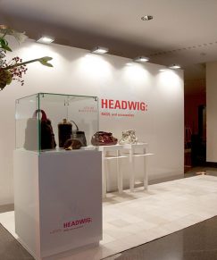 01-conzentrat-messestandkonzept-fuer-headwig-bags-and-interior-unesco-gala-event-maritim-hotel-duesseldorf